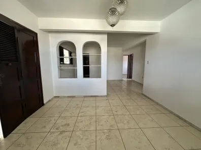 Casa com 7 Quartos à venda, 240m² no Candelária, Natal