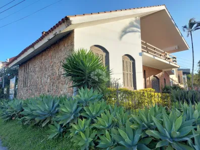 Casa com 6 Quartos à venda, 406m² no Chácara das Pedras, Porto Alegre