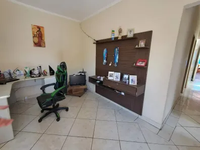 Casa com 3 Quartos à venda, 169m² no Parque Residencial Aeroporto, Limeira