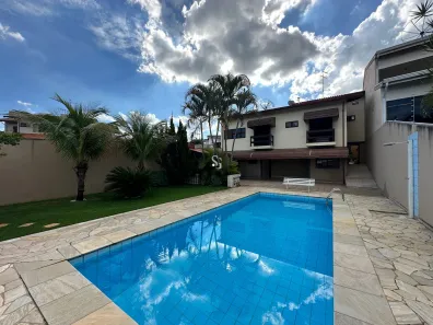 Sobrado com 4 Quartos à venda, 280m² no Chácaras Alpina, Valinhos