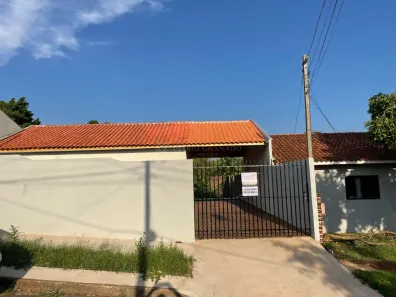 Casa com 2 Quartos à venda, 50m² no Conjunto Habitacional Requião, Maringá