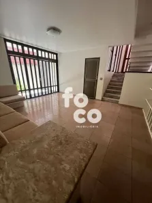 Casa com 8 Quartos à venda, 242m² no Fundinho, Uberlândia