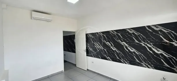 Sala Comercial para alugar, 25m² no Cidade Dutra, São Paulo