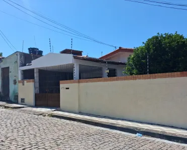 Casa com 3 Quartos à venda, 158m² no Dix-Sept Rosado, Natal