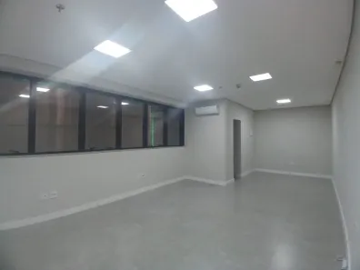 Sala Comercial para alugar, 45m² no Vila Medon, Americana