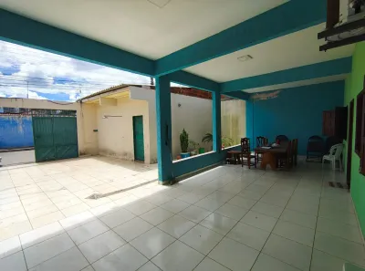 Casa com 3 Quartos à venda, 200m² no Arapoanga, Brasília