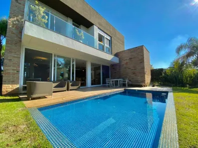 Sobrado com 6 Quartos à venda, 401m² no XANGRI-LÁ, Xangri-lá