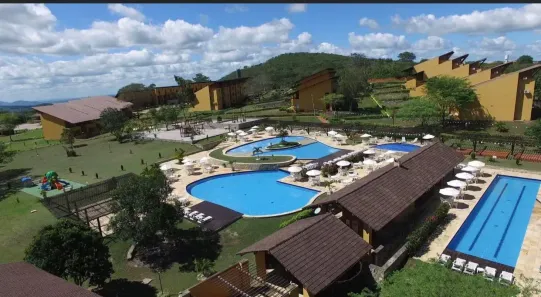 Flat com 2 Quartos para alugar, 36m² no Alpes Suiços, Gravatá