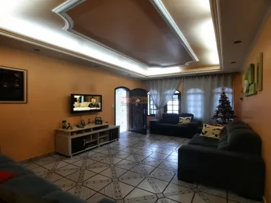 Sobrado com 3 Quartos à venda, 169m² no Vila Palmares, Santo André