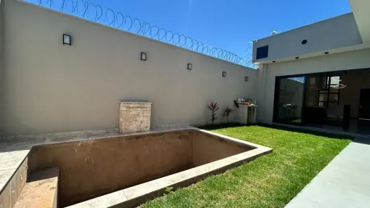 Casa com 3 Quartos à venda, 165m² no Grand Ville, Uberlândia