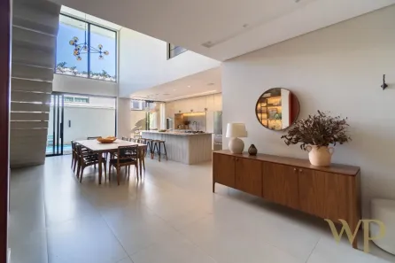 Casa de Condomínio com 3 Quartos à venda, 298m² no Pirabeiraba (Pirabeiraba), Joinville