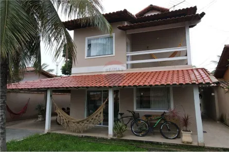 Casa de Condomínio com 5 Quartos à venda, 222m² no Ponta Grossa, Maricá