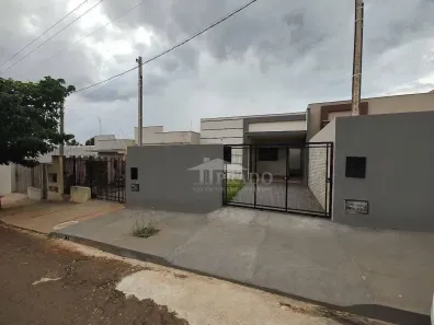 Casa com 2 Quartos à venda, 74m² no Vila Romana, Ibiporã