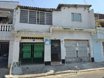 Casa com 6 Quartos à venda, 200m² no Jardim São Silvestre, São Paulo