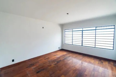 Casa com 3 Quartos à venda, 360m² no Parque Jabaquara, São Paulo