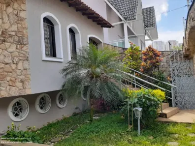 Sobrado com 4 Quartos à venda, 398m² no Vila Galvão, Guarulhos