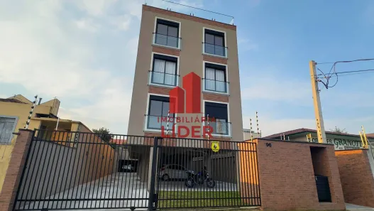 Apartamento com 3 Quartos para alugar, 140m² no Portão, Curitiba