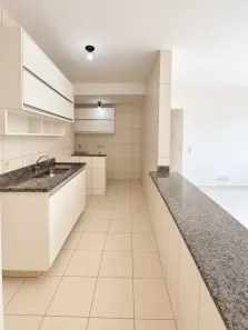 Apartamento com 3 Quartos para alugar, 90m² no Vila Rosa, Goiânia