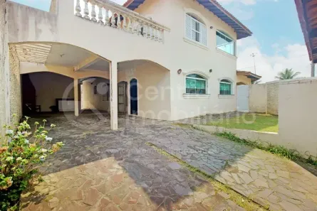 Casa com 5 Quartos à venda, 277m² no Balneario Flórida, Peruíbe