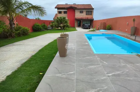 Sobrado com 4 Quartos à venda, 236m² no Cambijú, Itapoá