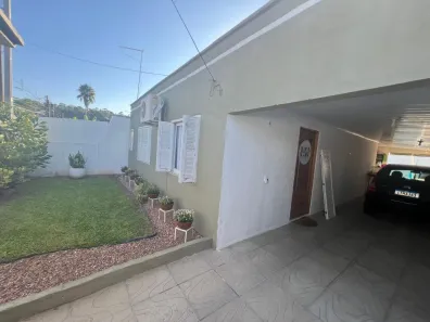 Casa com 3 Quartos à venda, 165m² no Olímpica, Esteio