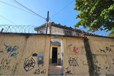 Imóvel Comercial com 3 Quartos para alugar, 615m² no Del Castilho, Rio de Janeiro