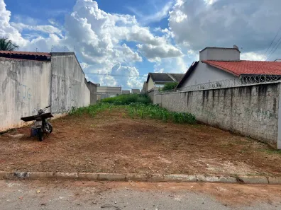 Lote/Terreno à venda, 300m² no Residencial Canadá, Goiânia