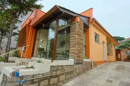 Casa com 3 Quartos à venda, 164m² no Petrópolis, Porto Alegre