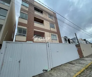 Apartamento com 2 Quartos para alugar, 60m² no Centro, Camboriú