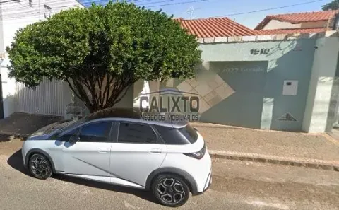 Casa com 3 Quartos à venda, 197m² no Santa Mônica, Uberlândia