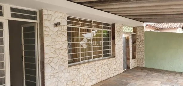 Casa com 3 Quartos à venda, 200m² no Vila Olivo, Valinhos