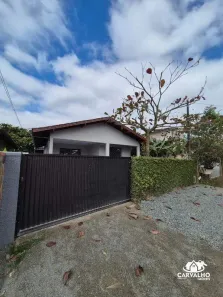 Casa com 2 Quartos para alugar, 70m² no Itacolomi, Balneário Piçarras