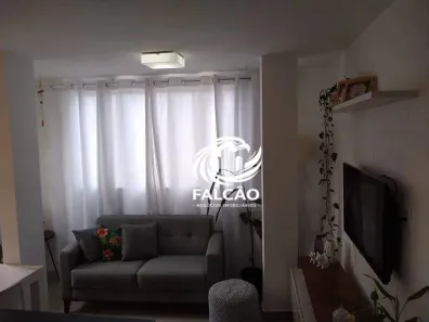 Casa com 2 Quartos para alugar, 44m² no Cabula, Salvador