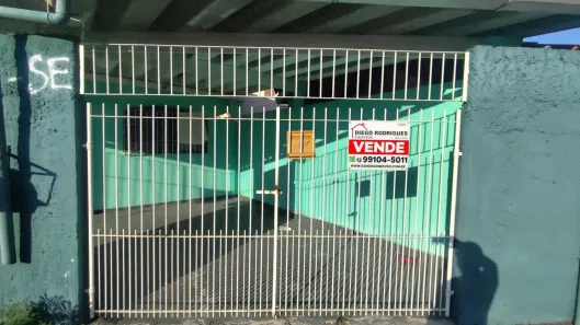 Casa com 2 Quartos à venda, 180m² no Jardim Jaqueira, Caraguatatuba