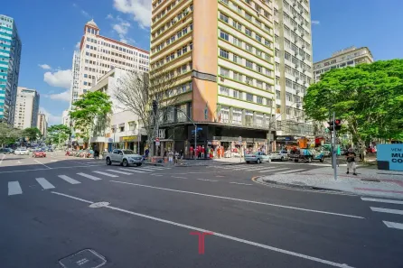 Sala Comercial para alugar, 55m² no Centro, Curitiba
