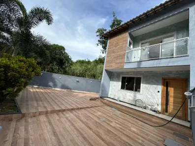 Casa com 3 Quartos à venda, 75m² no Jacaroá, Maricá