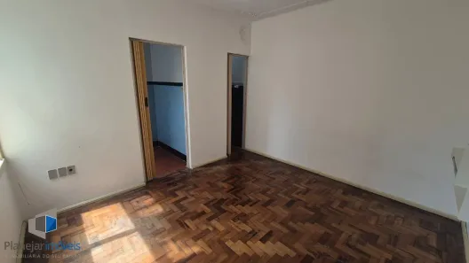 Kitnet para alugar, 40m² no Menino Deus, Porto Alegre