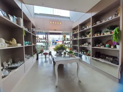 Ponto Comercial à venda, 76m² no Alto Umuarama, Uberlândia