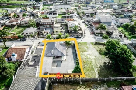 Casa com 3 Quartos à venda, 170m² no Nova Esperança, Balneário Camboriú