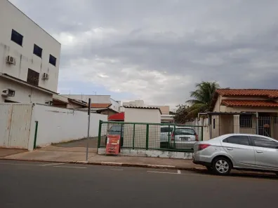 Lote/Terreno à venda, 330m² no Centro, Sumaré