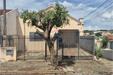 Casa com 2 Quartos para alugar, 114m² no Vila América, Lins