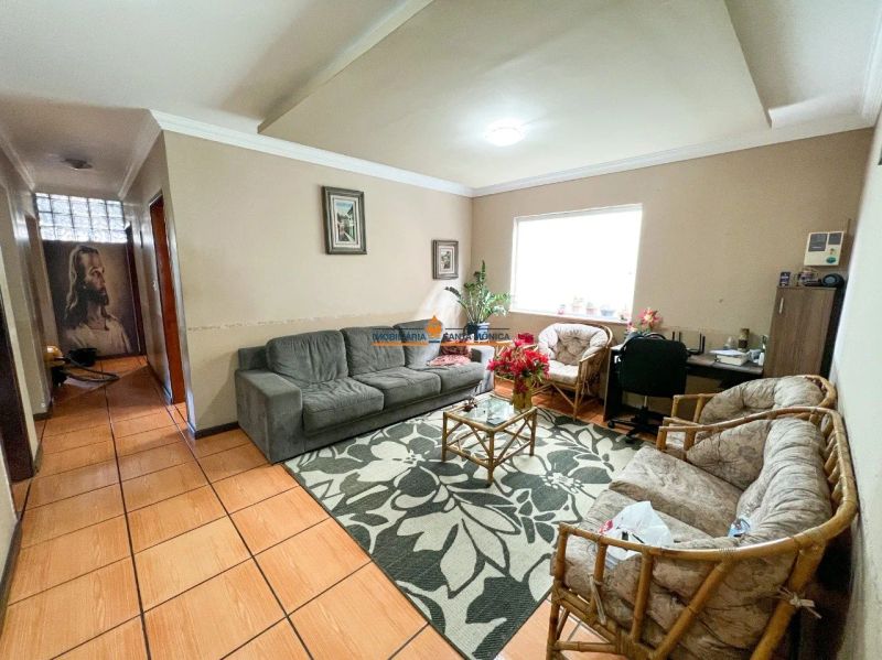 Casa com 7 quartos — Planalto, Belo Horizonte