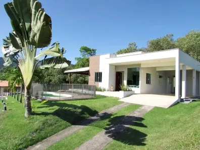 Fazenda/Sítio com 2 Quartos à venda, 1000m² no Papucaia, Cachoeiras de Macacu