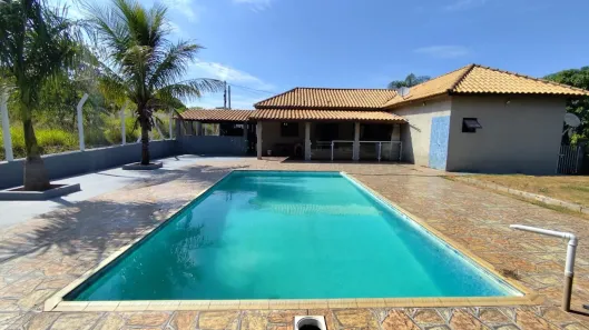 Fazenda/Sítio com 3 Quartos à venda, 1000m² no , Mairinque