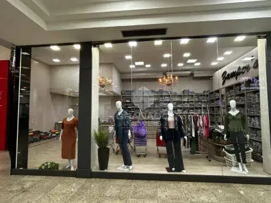 Sala Comercial à venda, 31m² no Parque Industrial Bandeirantes, Maringá