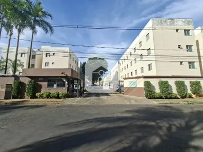 Apartamento com 2 Quartos para alugar, 46m² no Jardim Holanda, Uberlândia
