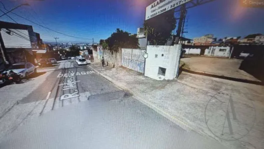 Lote/Terreno à venda, 750m² no Vila Lucy, Sorocaba