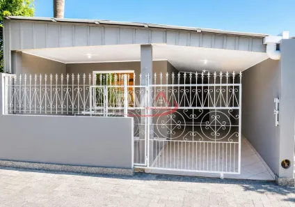 Casa com 2 Quartos para alugar, 55m² no Cordeiros, Itajaí