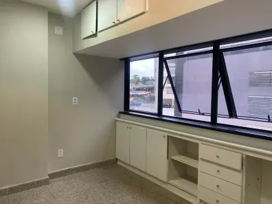 Ponto Comercial à venda, 31m² no Itaigara, Salvador