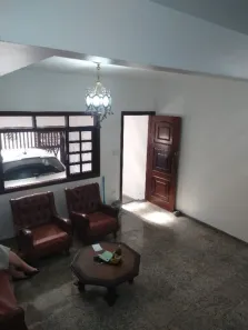 Sobrado com 3 Quartos à venda, 250m² no Morro dos Barbosas, São Vicente
